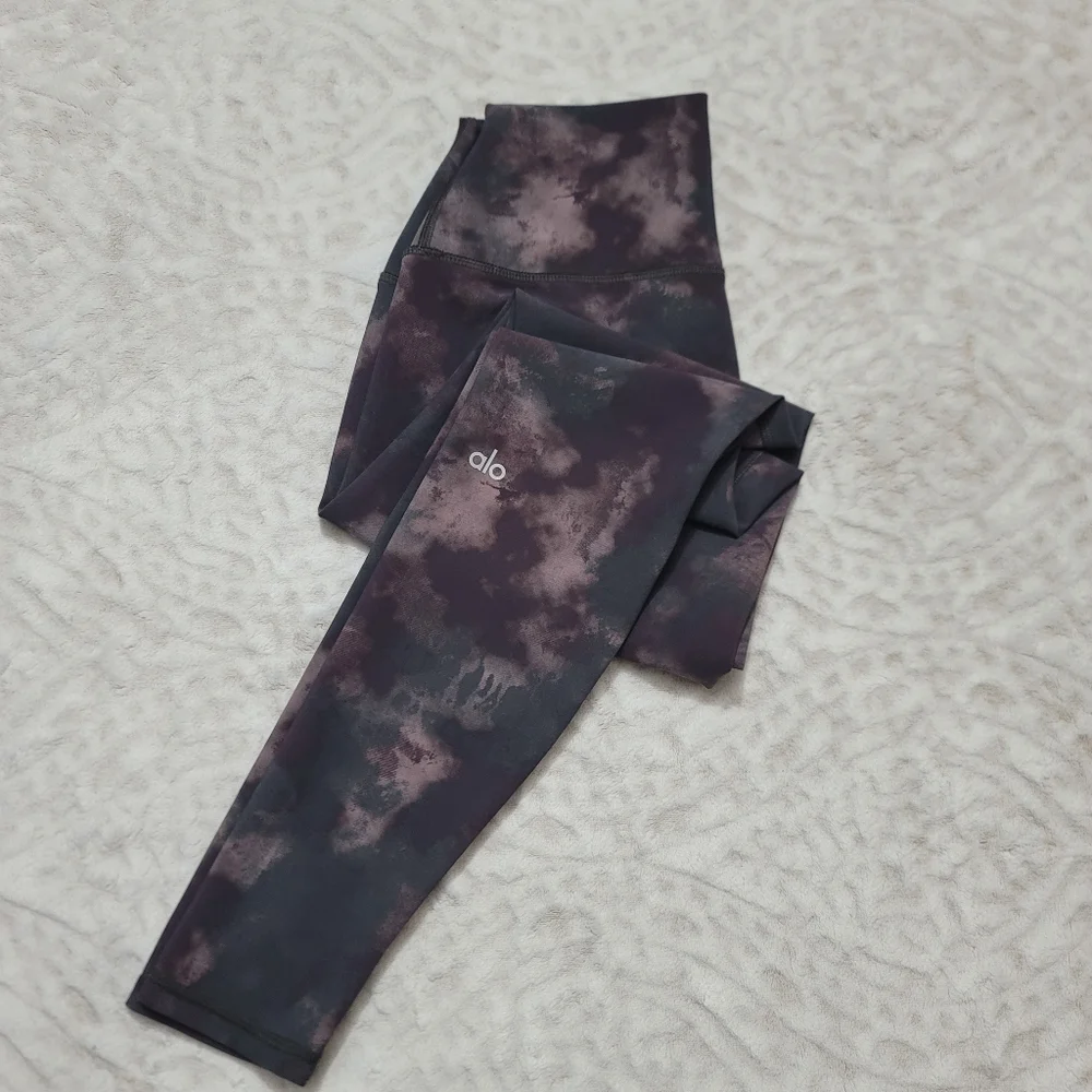 ALO Yoga Solarized High-Rise Tie-Dye Leggings Oxblood Size M